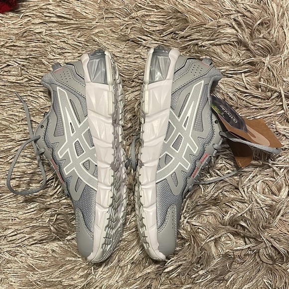 NEW Asics Woman’s Gel Quantum 90 3 Running Athletic Tennis Shoe - Picture 4 of 7